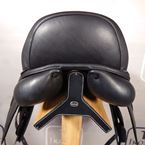 Dressage saddle (end of line)