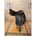 Dressage saddle (end of line)