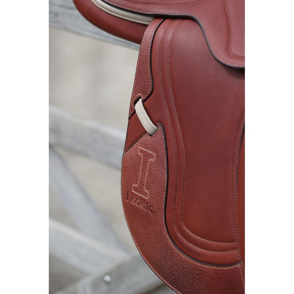 IKONIC "Evolution" Jumping Lined Saddle 