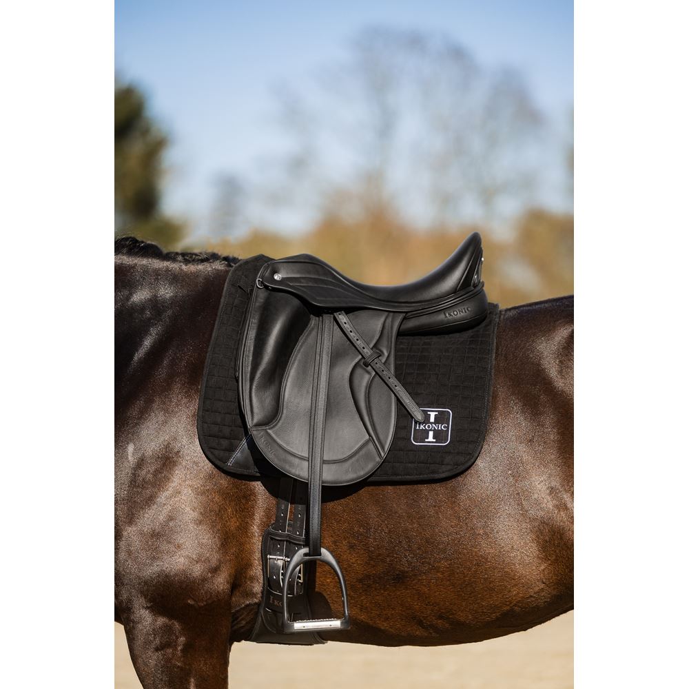 Ikonic Dressage Saddle