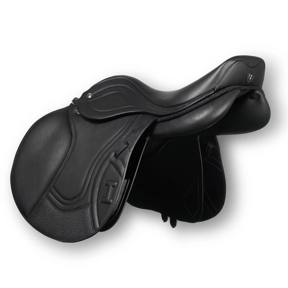 Ikonic "Evolution" Jumping Saddle "BLACK SERIES"