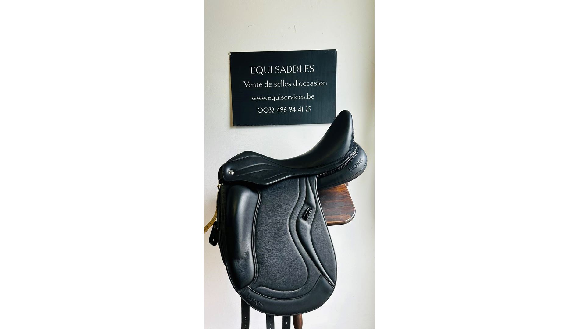 250313461  Ikonic Selle de Dressage