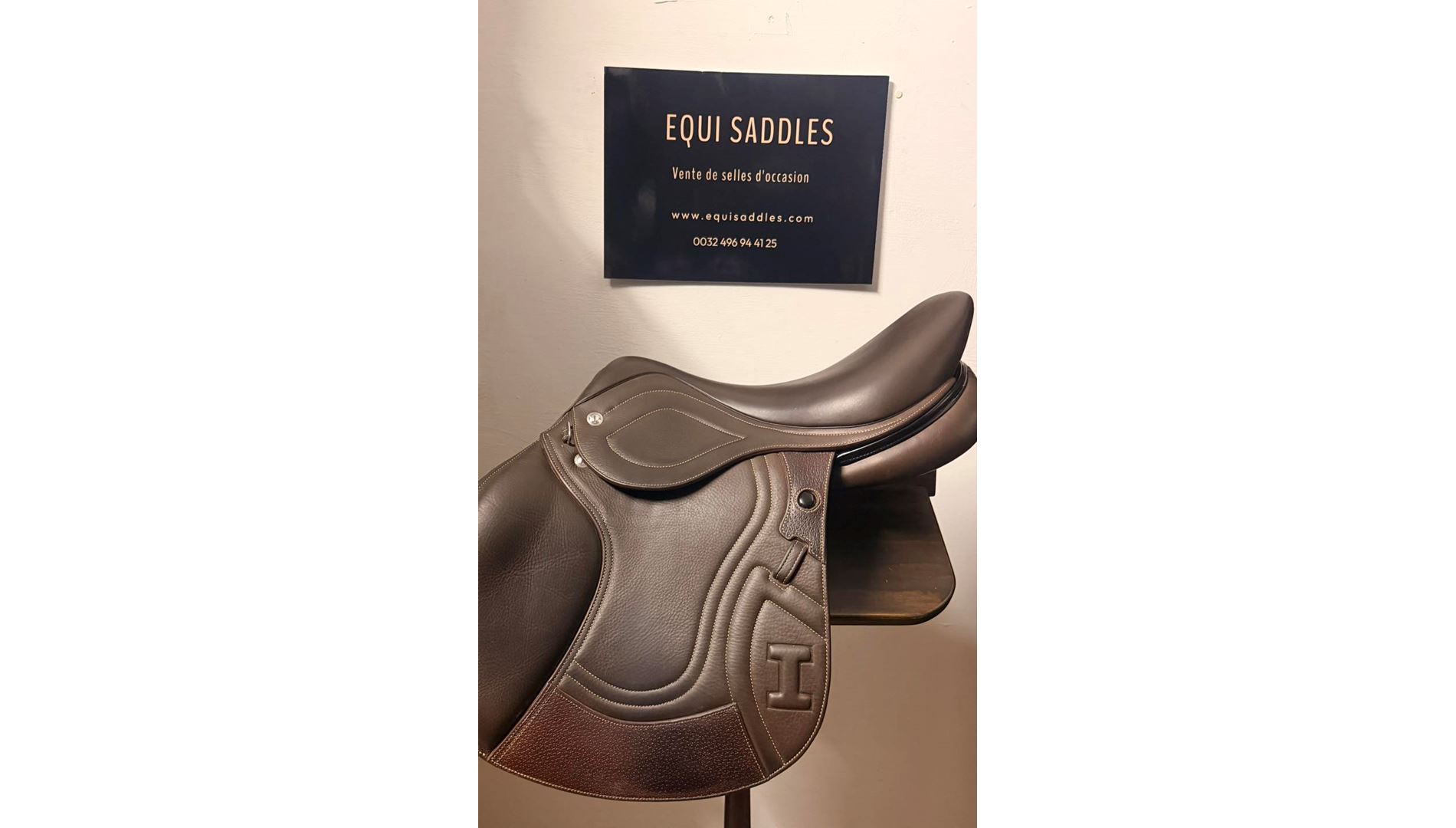 250610150  Ikonic "Evolution" Selle Jumping