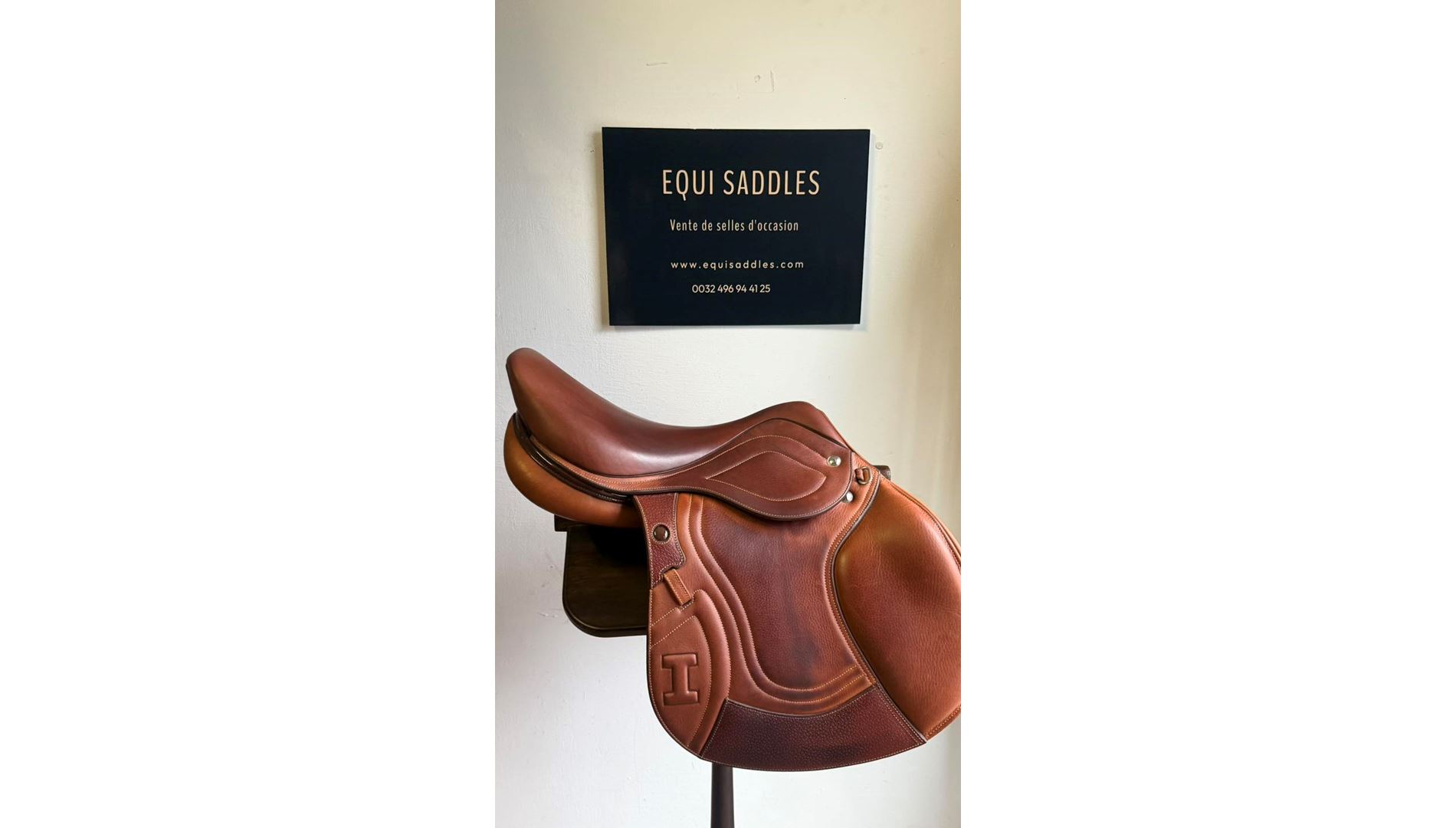 250610149  Ikonic "Evolution" Selle Jumping