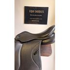 23046789  Ikonic "Light" Selle Dressage Mono Quartier