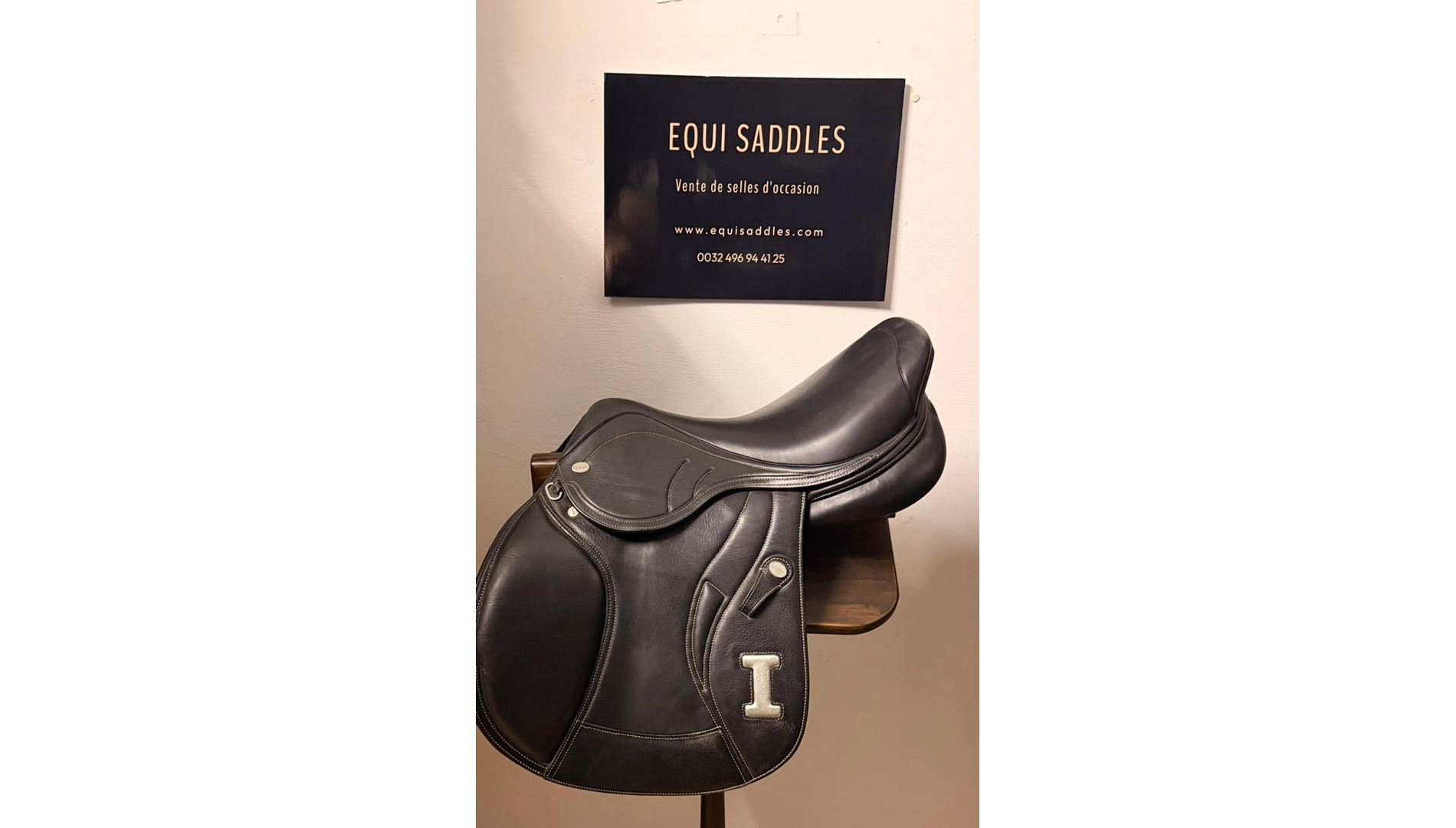 230819286  Ikonic "Elite" Selle Jumping Doublé