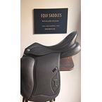 230418692  IKONIC "Evolution" Selle Dressage Quartier Veau Taquet Velcro