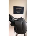230418692  IKONIC "Evolution" Selle Dressage Quartier Veau Taquet Velcro