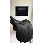 24129397  Ikonic "Light" Selle Dressage Doublé Veau Double Quartier