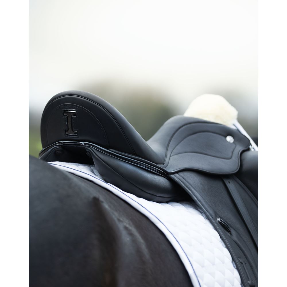 Ikonic DEV01 X-Pro Dressage Saddle – Evolution Line