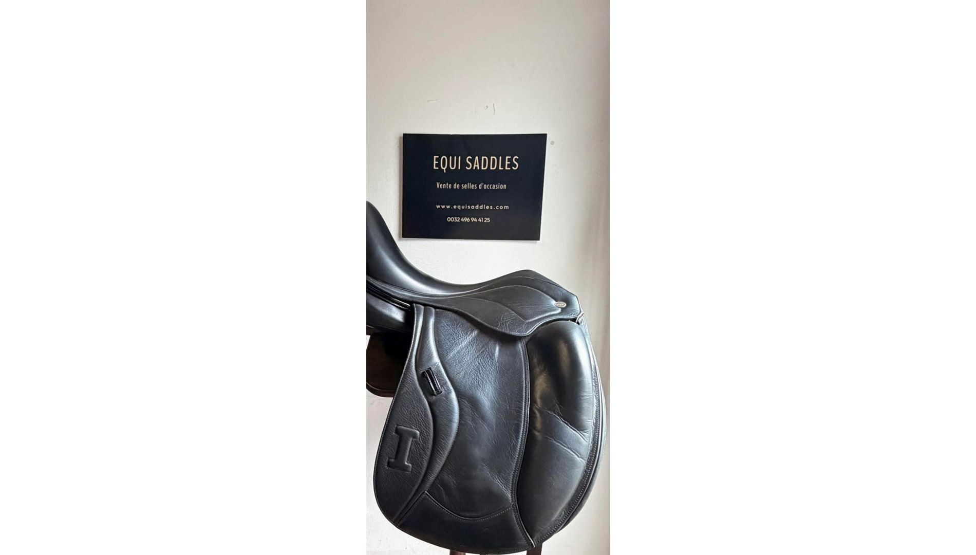 230618888  Ikonic "Evolution" Selle Dressage Mono Quartier Doublé