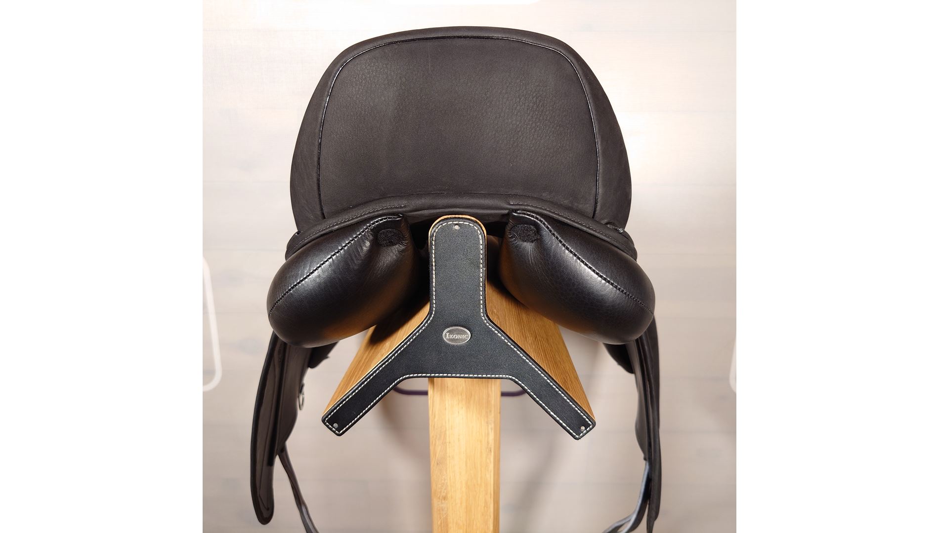 Selle dressage (fin de série)