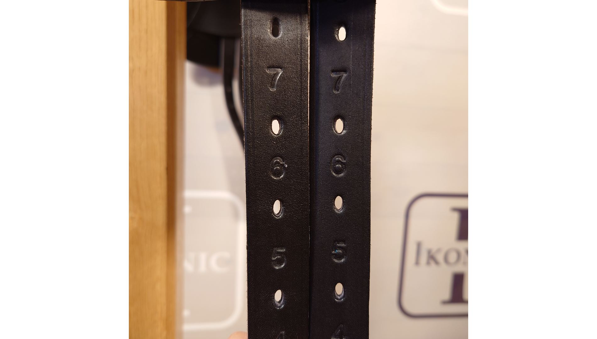 Dressage saddle (end of line)