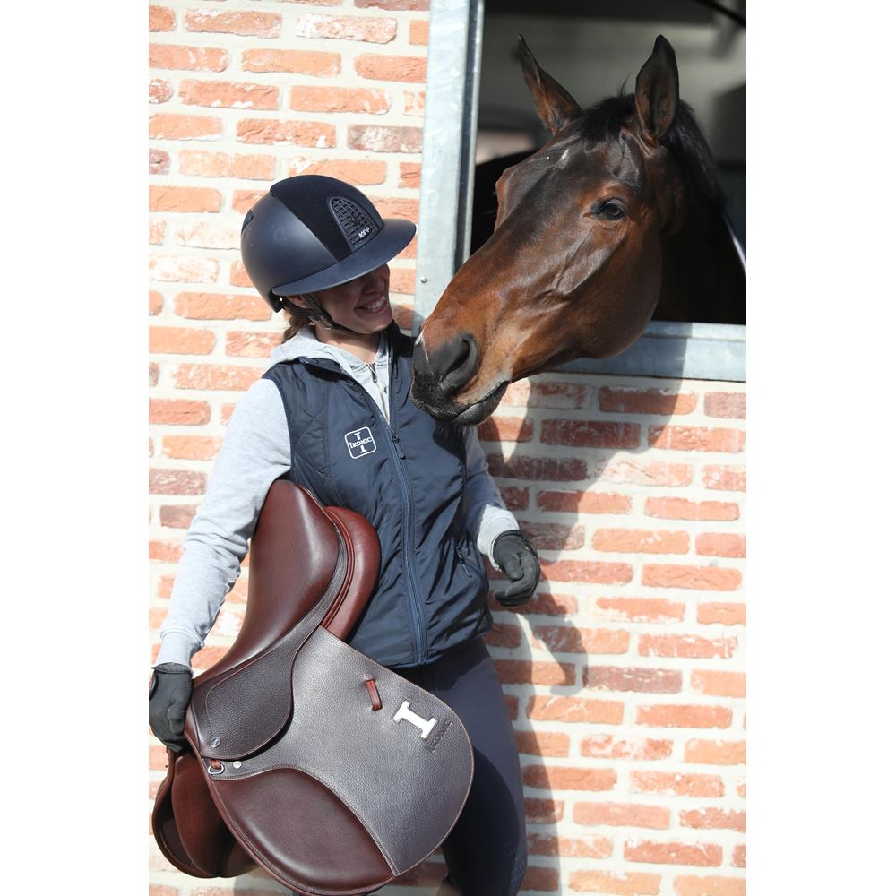 IKONIC "Elite" Springzadel Plain