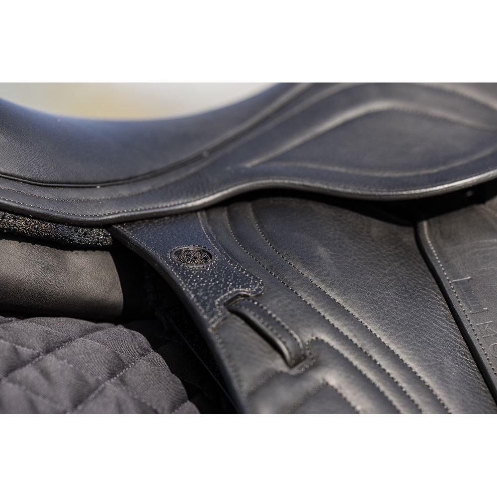 Ikonic “Evolution” springzadel “BLACK SERIES”