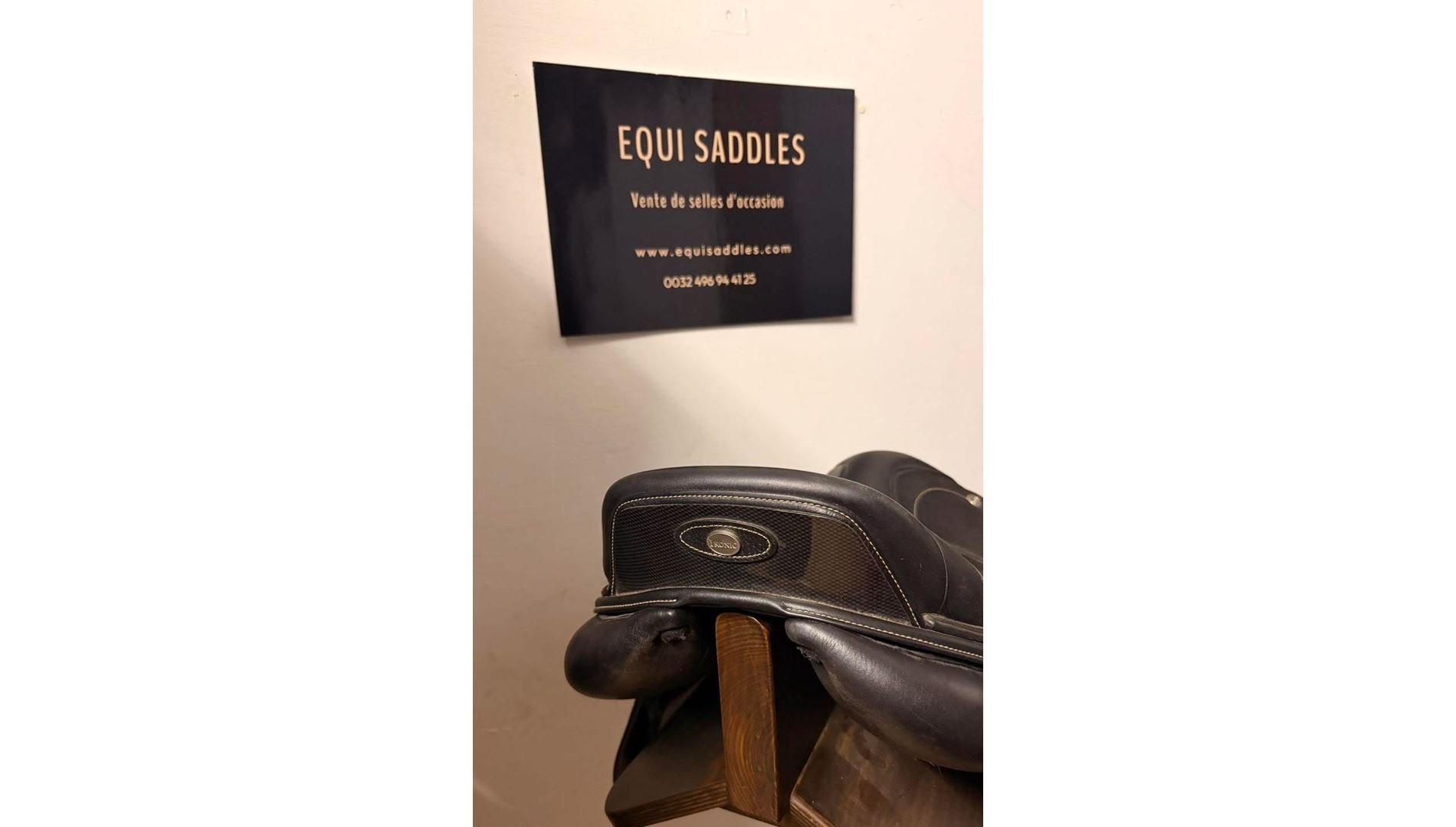 230819286  Ikonic "Elite" Selle Jumping Doublé