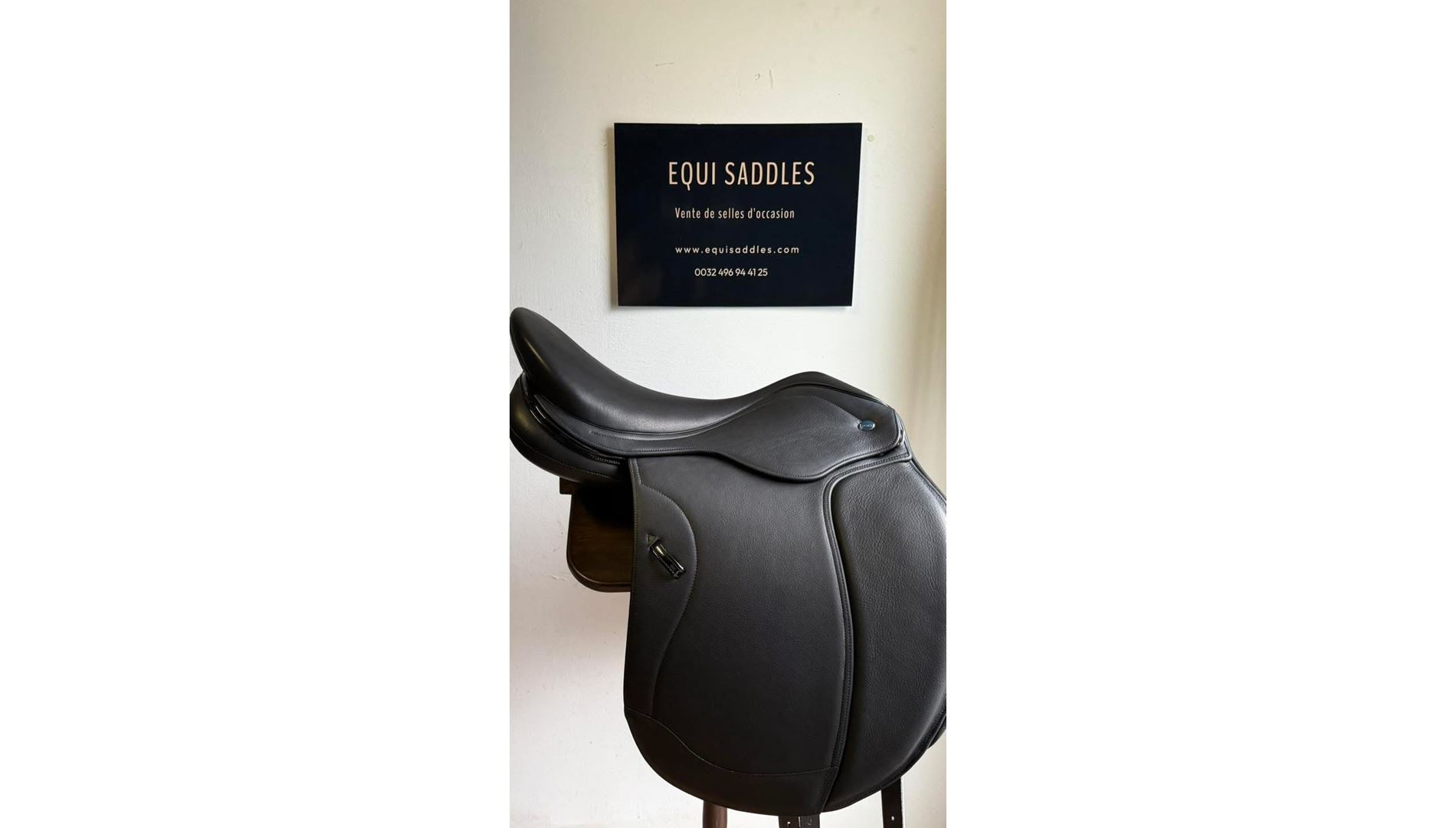 24129397  Ikonic "Light" Selle Dressage Doublé Veau Double Quartier